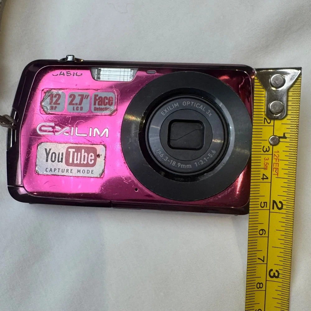 CASIO EXILIM EX-S7 CCD 12MP Digital Camera Metallic Fully Tested battery incl.